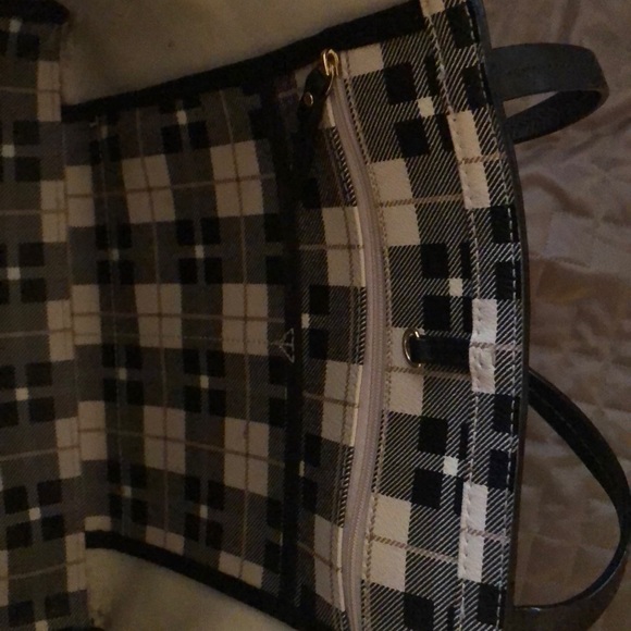 Kate Spade Tote - Picture 5 of 8